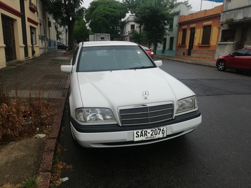 Mercedes-benz Classic 250 Diesel Clásico