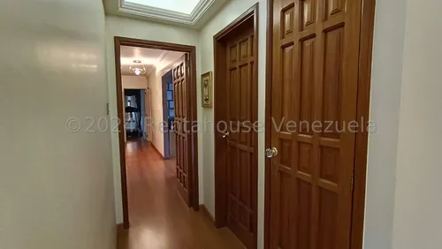 Ls Vende Apartamento La Urbina