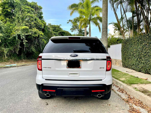 Imagen 5 de 11 de Ford Explorer Limited 4x4