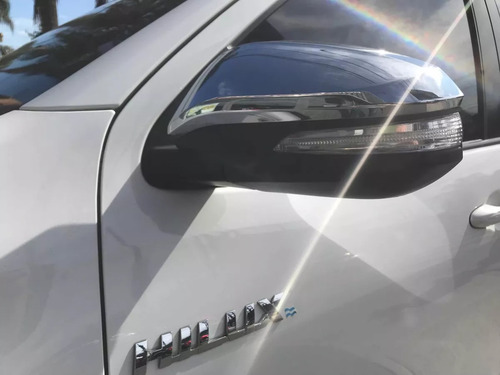 Imagen 7 de 24 de Toyota Hilux 2.8 Cd Srv 177cv 4x4 Mt2017