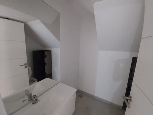 Imagen 7 de 10 de Venta Oficina En Planta Baja, Barrio Abasto, Rosario