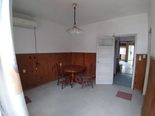 Venta Casa Y Apartamento 4 Dorms. Coch. Fondo Las Acacias