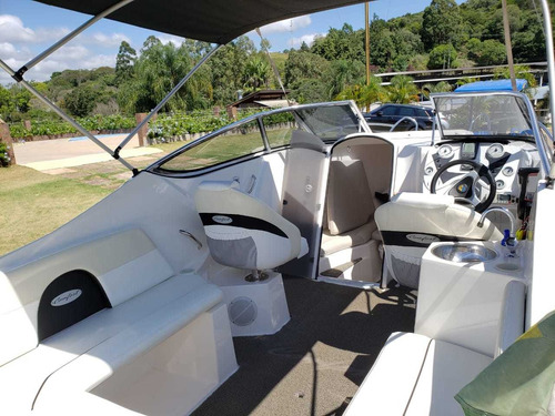 Lancha Ventura 215 Cabin 2011 (n Focker N Fs N Bayliner)