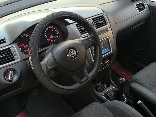 Volkswagen Fox Volkswagen Fox 1.0 MPI Trendline (Flex)