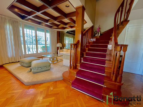 Casa En Venta En Barrio Naon