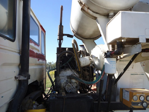 Imagen 4 de 14 de Vdo Fiat 619 N1 1975 Con Motohormigonero Indumix De 8m3 2005
