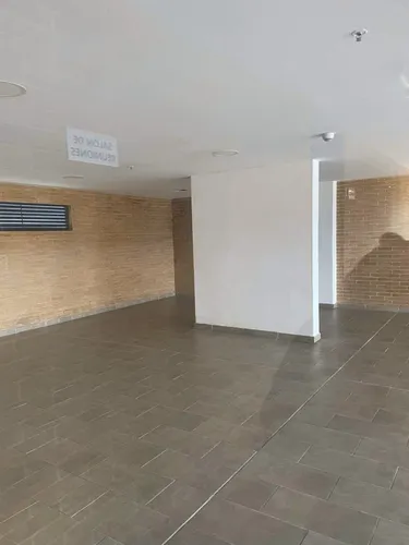 Apartamento En Venta En El Tejar. Cod V16482