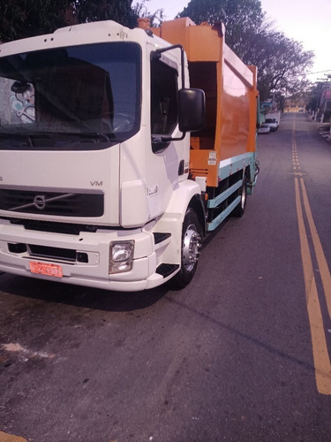 Imagem 1 de 13 de Volvo Vm 17220