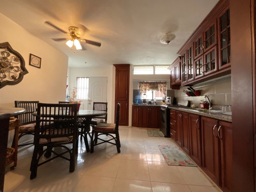 Imagen 7 de 20 de De Oportunidad Apartamento En Venta En Bella Vista, Cercano A Sectores Como Mirador Sur, Mirador Norte, Cacicazgos, Urbanización Real, Sarasota, Anacaona, Piantini, Renacimiento, Santo Domingo