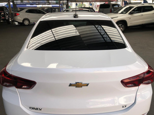 Chevrolet Onix plus 1.0 Lt 4p