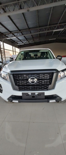 Imagen 10 de 10 de Nissan Frontier 2022 2.3t S 4x4 Mt L22