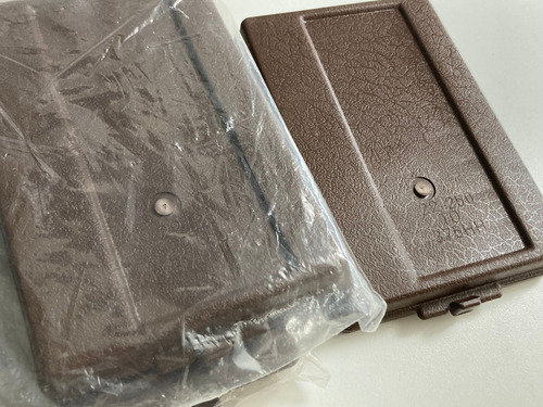 Estuche Petaca Caja Balas Municiones Mtm Usa 22-250 A 375hh