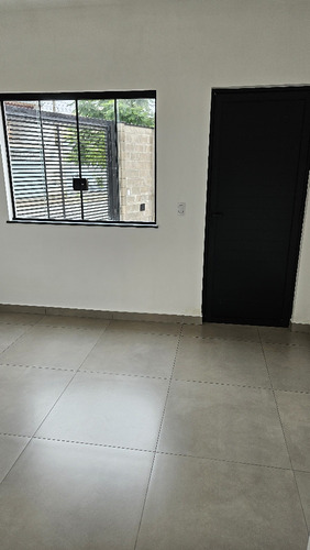 Casa Sobrado De 3 Quartos, Com Suíte