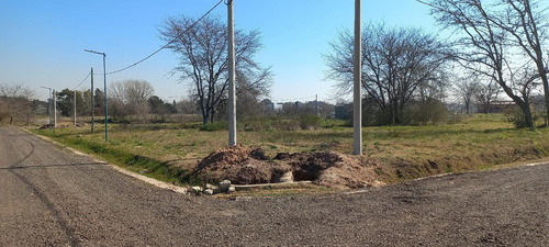 Imagen 3 de 11 de Terreno En Esquina En La Clementina - City Bell