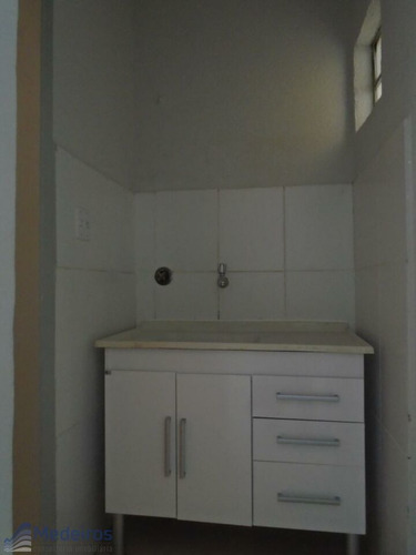 Imagem 6 de 15 de Quitinete Reformada, Com Cozinha Americana, A 250 Metros Do Metrô E Terminal De Ônibus - Bela Vista. - Md1006