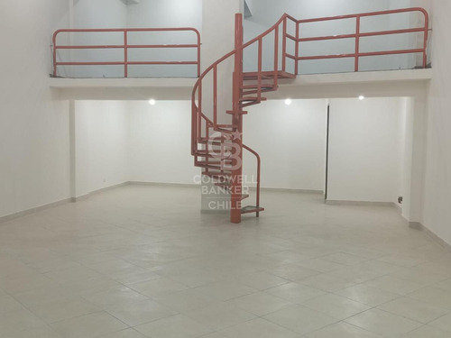 Amplio Local Comercial Metro Los Leones