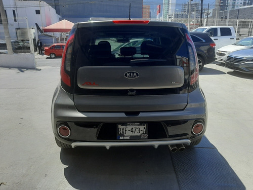 Imagen 5 de 15 de Kia Soul 1.6 Sx At 2019 Ac Abs Ee Vp Ba Qc