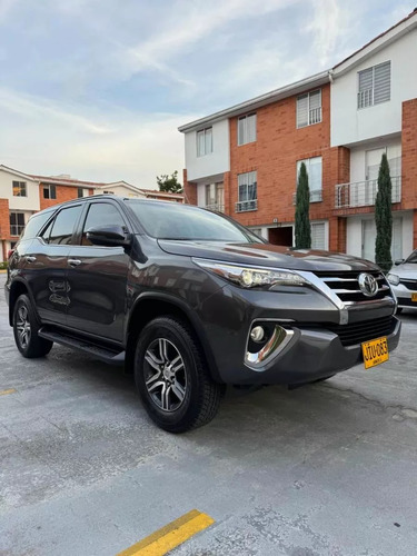 Toyota Fortuner 2.7l | TuCarro