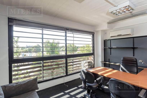 Oficina En 3er.piso En Venta En Tigre Centro.