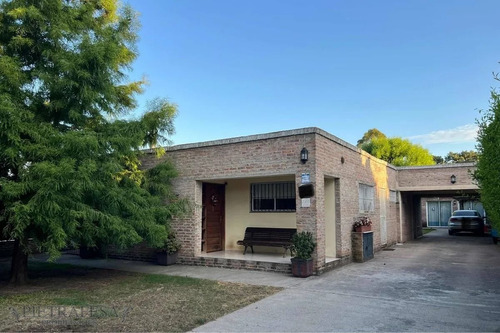 Imagen 13 de 13 de Casa En Venta - 3 Dormitorios - 3 Baños - Barbacoa - Garaje - El Pinar