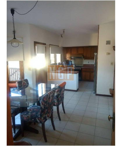 Imagen 13 de 30 de Casa A Metros Del Mar