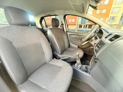 Renault Logan 1.6 Authentique / Life
