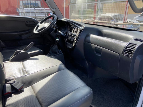 Caminhão Bongo Kia 2.500 Carroceria 4x2 Negrini 2012