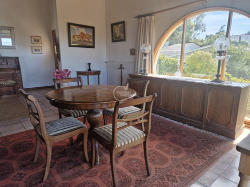 Casa En Venta De 4 Dorm. En Santo Domingo