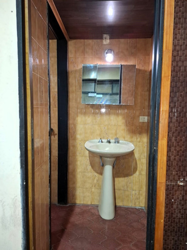 Vivienda 2 Amb + Local 2 Plantas + Galpon Interno