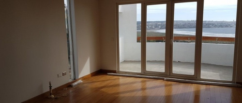 Se Vende Casa De 2 Pisos Calle La Isla Quintero Uf 16.500