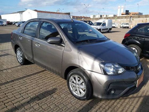 Toyota Etios 1.5 X Plus Sedan 16v Flex 4p Automático