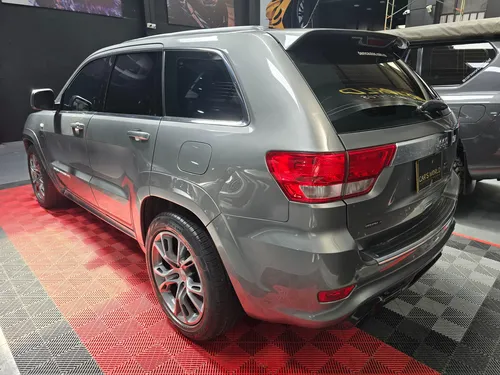 Jeep Grand Cherokee 6.4 Srt8