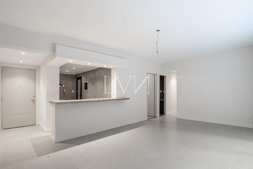 Venta Departamento 5 Ambientes Con Patio Recoleta