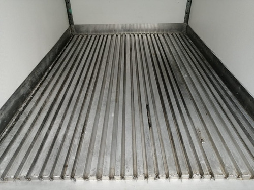Imagen 7 de 7 de Caja Refrigerada Para Nissan Np300 2022