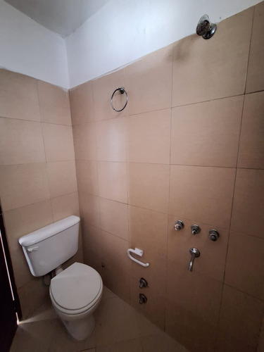 Venta Casa 3 Dormitorios Huerta Grande Con Cochera