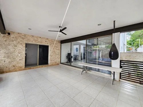 Casa En Venta Con Paneles Solares En Colonia Maya - Hi2406286