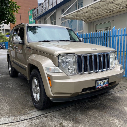 Imagen 9 de 10 de Jeep Cherokee 4x4 2012