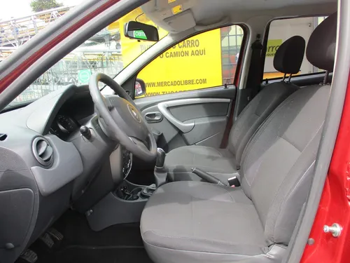 Renault Duster EXPRESSION 1600CC MT AA