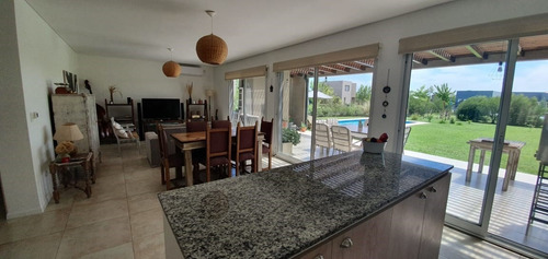 Imagen 14 de 30 de Casa En Venta Ubicado En San Rafael, Villanueva, Tigre