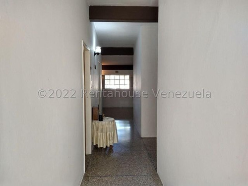 Imagen 16 de 30 de Venta De Casa En Las Trinitarias Conjunto Privado Este De Barquisimeto Lara 0424-5935697 Reinaldo Azcunes #23-10047 Rja