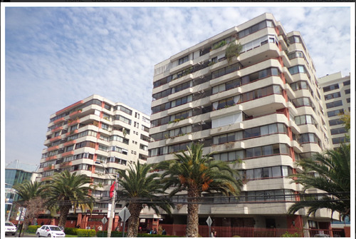 Amplio Departamento - Ubicación Inmejorable