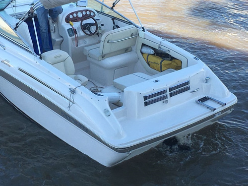 Imagen 7 de 10 de Lancha Canestrari 215 Cuddy C/ Mercruiser 5.0 Injection 2007