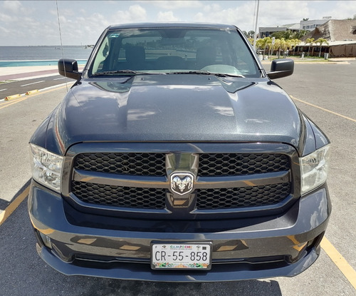 Imagen 2 de 12 de Dodge Ram Sport
