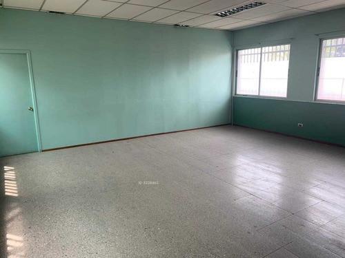 Imagen 9 de 28 de Edificio Comercial
