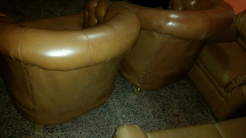 Imagen 6 de 7 de Muebles Sofás Butacas Antiguas Capitone De Cuero Original