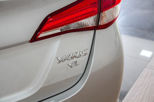 Toyota Yaris Sedan 1.5 Xl Plus Connect Cvt (flex)