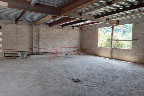 Renta Bodega / Local Comercial, El Charco, A Un Costado De La Carret. Al Ajusco, Tlalpan Cdmx