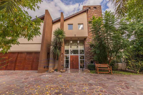Imagen 2 de 6 de Casa En Venta En Francisco Alvarez