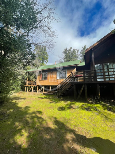 Excelente Parcela En Condominio En La Laguna De Aculeo.