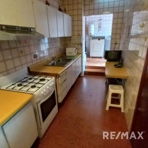 Imagen 4 de 12 de Casa En Venta Urbanización Guaicaipuro 0412-0161391